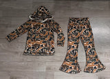 Sample Baby Girls camo ruffle hooded long sleeves pants outfits