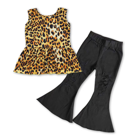 Girls leopard sleeveless top black ripped jeans outfit