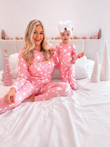 Custom order MOQ:3pcs each design Mom and Me Valentine's Day Matching Pajamas