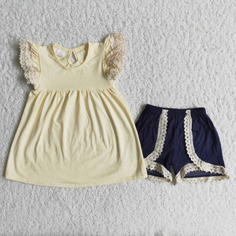 A13-21- Girl Beige Navy Shorts Outfit-promotion 2024.2.24