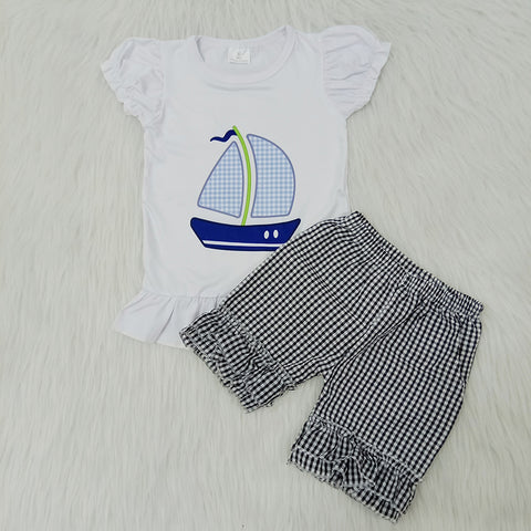 Girl Boat Plaid Shorts Outfit