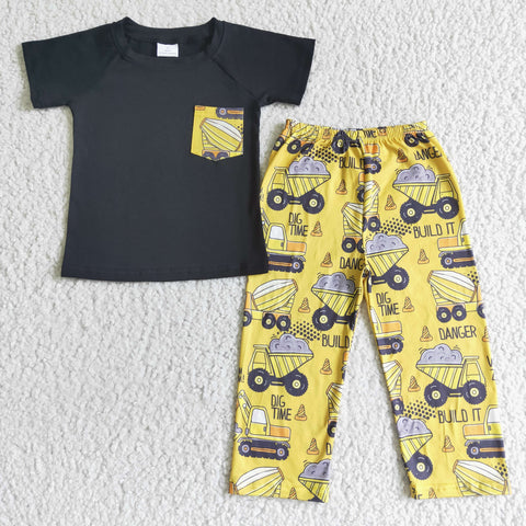 Boys Clothing Black Grab Print Short Sleeve Yellow Pants Outfit