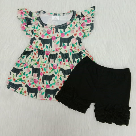 Girl Cow Floral Black Shorts Outfit