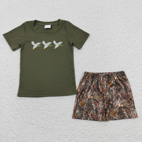 Three embroidery duck boys green camo outfit